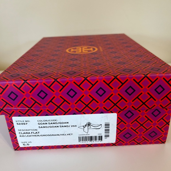 New in Box Tory Burch Clara Bow Flats in Nude - Size 5.5 - Picture 5 of 9